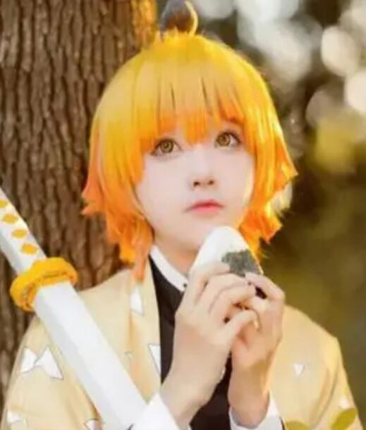 鬼灭之刃的神级cos,香奈乎好美,灶门炭治郎帅出了境界!