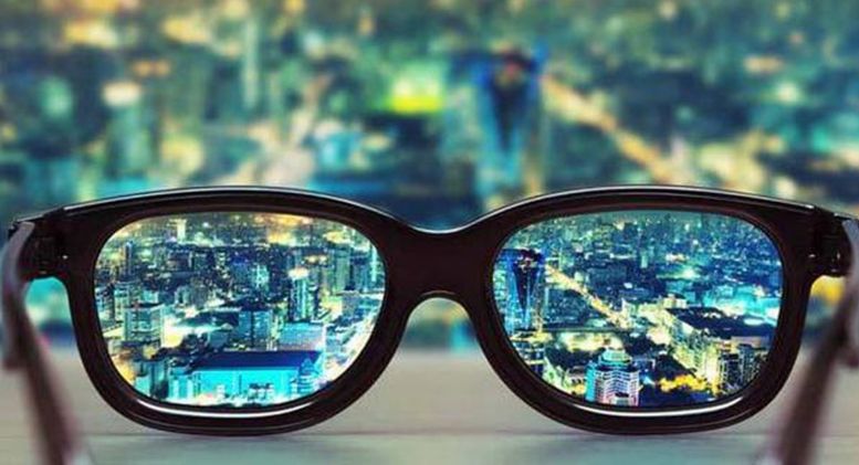 "近视眼"眼中的世界是啥样?500度一片模糊,800度我看懵了