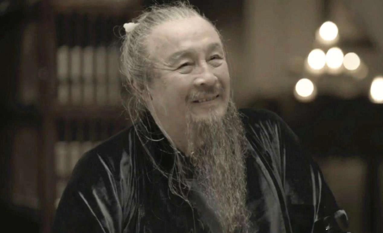 他是《庆余年》里最老的男演员,82岁出场仅有两段戏,观众:足以