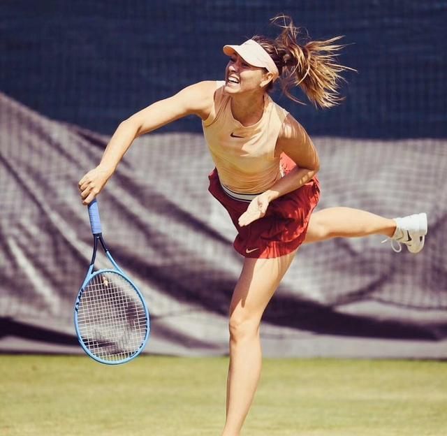 网球界新星,15岁美国网球运动员因精致五官走红网络