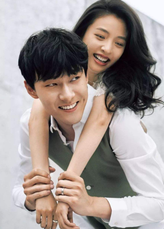 吴倩和张雨剑在影视圈的中发展相似近两年的作品获得了不少热度