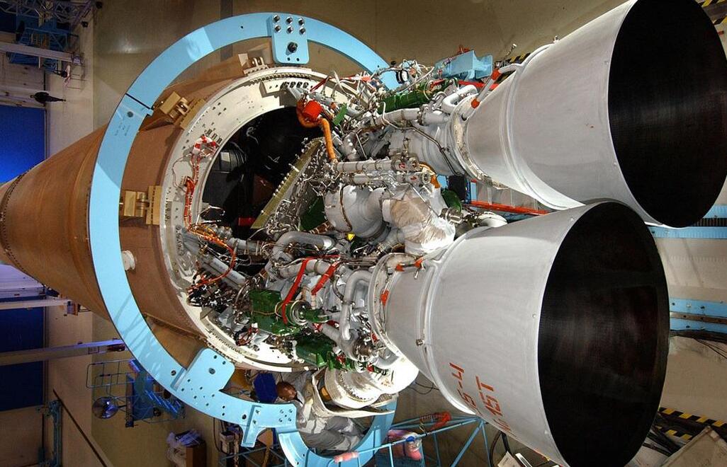 对外求购多年,曾试图重金挖人|俄罗斯|发动机|火箭发动机_新浪新闻