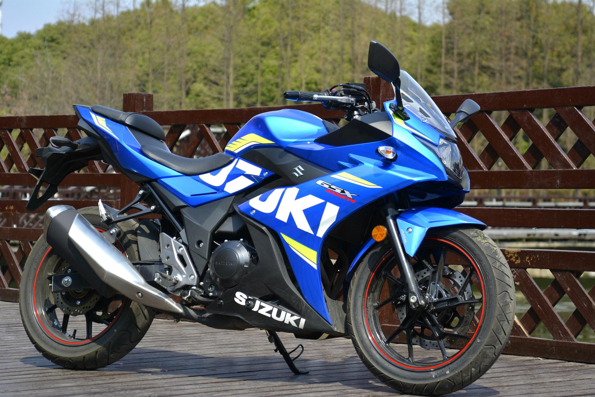 铃木全新250l发动机准备上线网友老头乐也可以炸街了