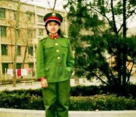 无法"重拍"的照片,穿军装的七尺男儿金星