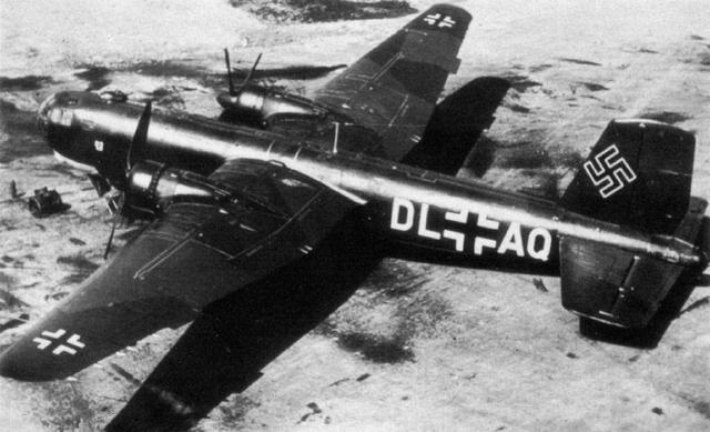 第三帝国的鹰狮具备俯冲能力的重型轰炸机he177轰炸机