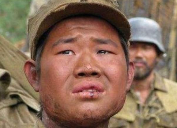 英子嘎子14年后再相聚,嘎子一身"腱子肉",英子化身气质女神