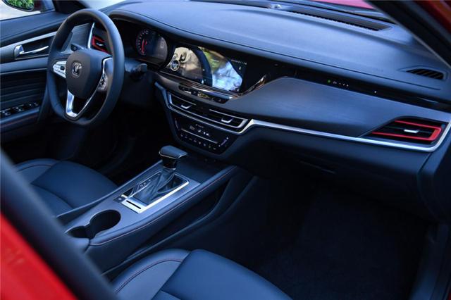 配置高、价格低，这几款国产小型SUV很适合年轻人