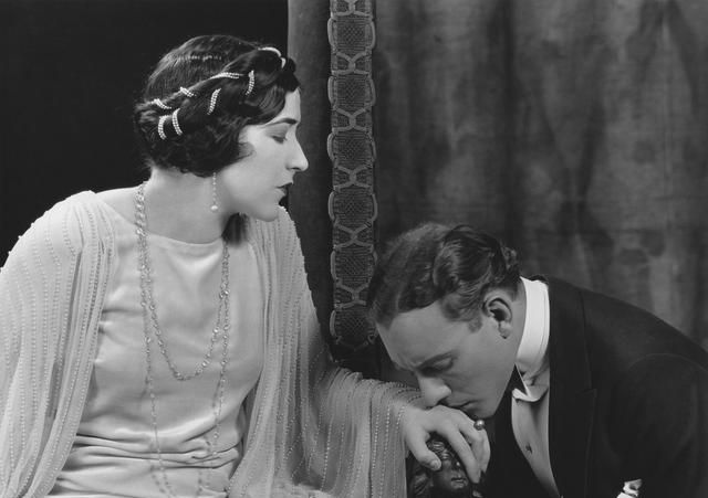 叔本华《论女人》:女性们,为什么是这个样子?