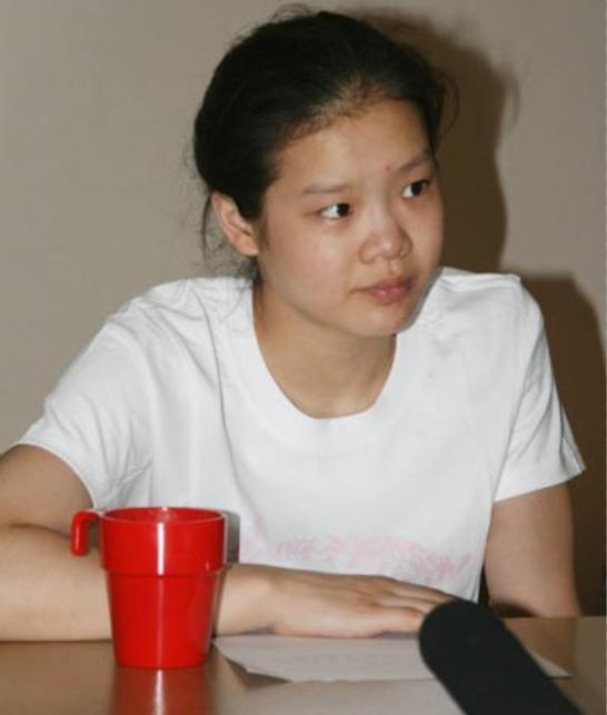 程菲的教练陆善真说:"她的出现让世界体坛重新认识了中国女子体操,更