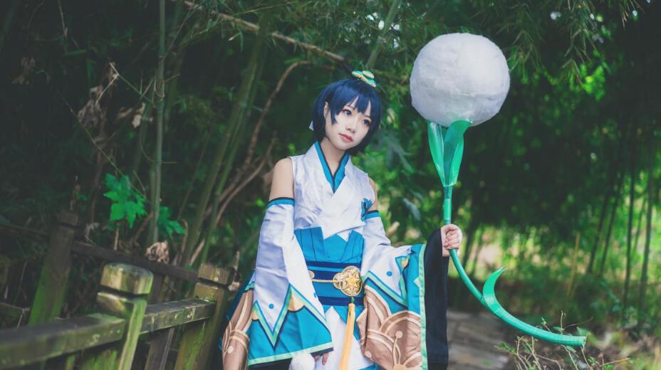 阴阳师神级草爹cos短发萝莉笑容太甜猫式撒娇可还行