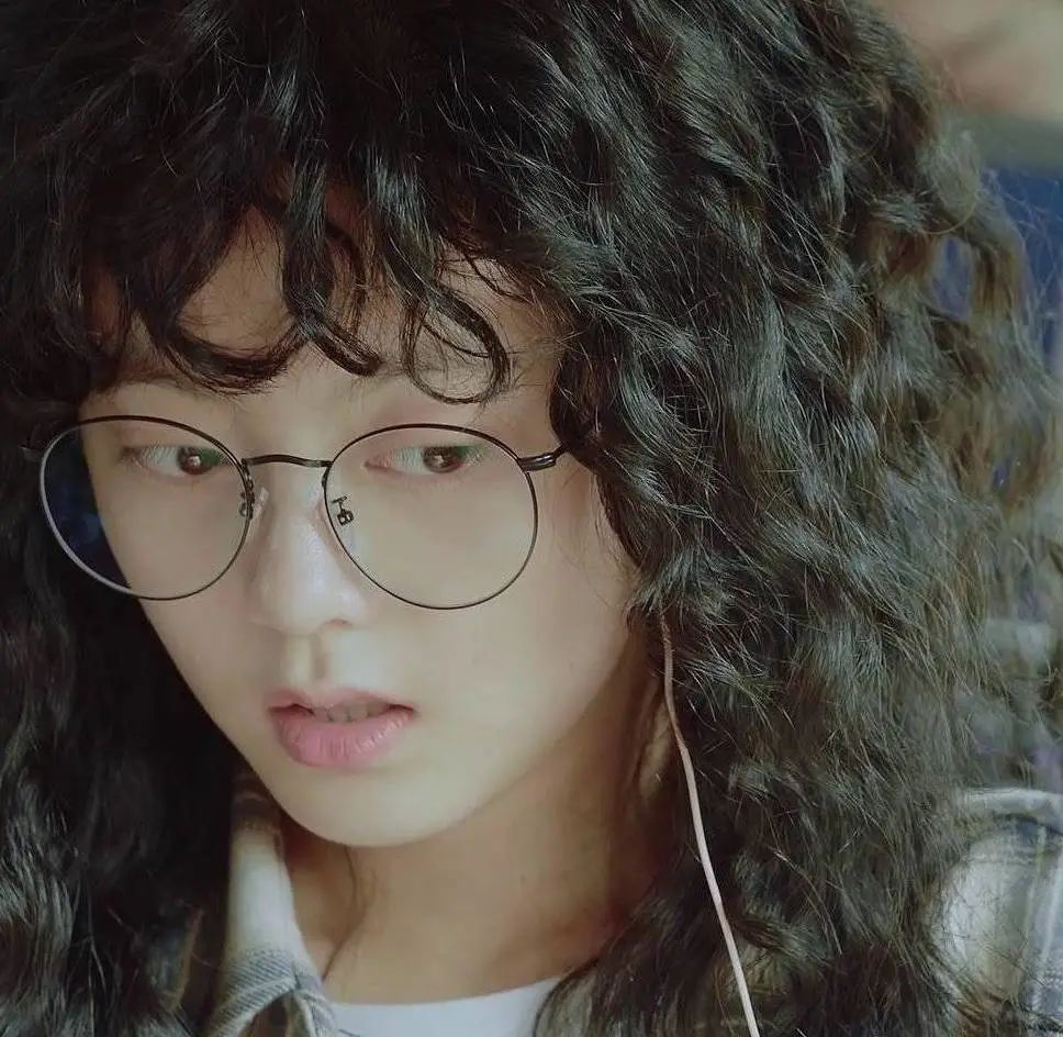 正文图源:电视剧《初恋那件小事》截图