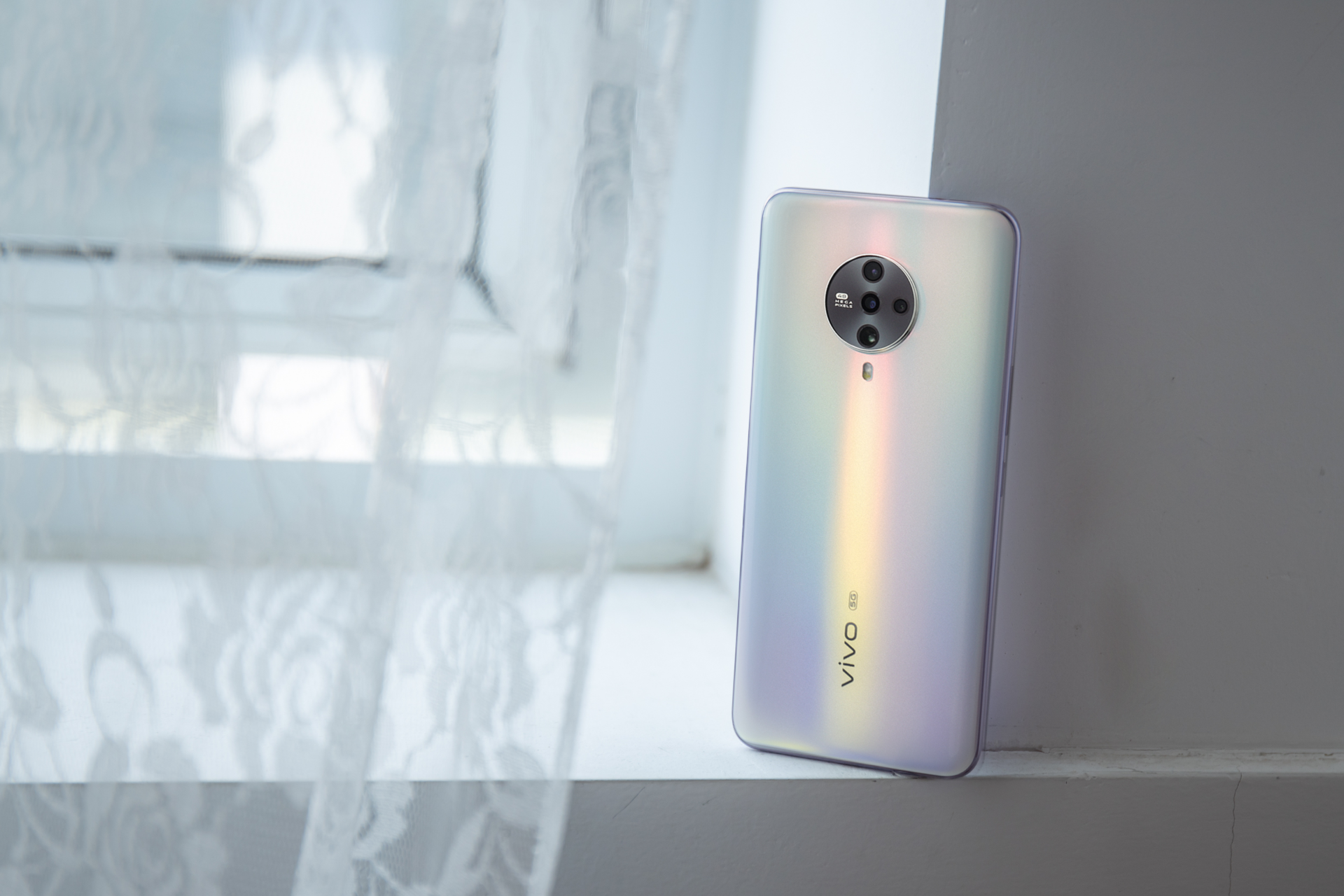 颜值超高的vivo s6天鹅湖配色深受小仙女们的喜爱