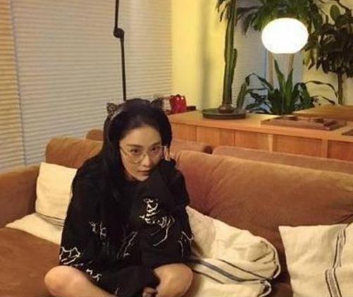 洗手台|张馨予|何捷_新浪新闻