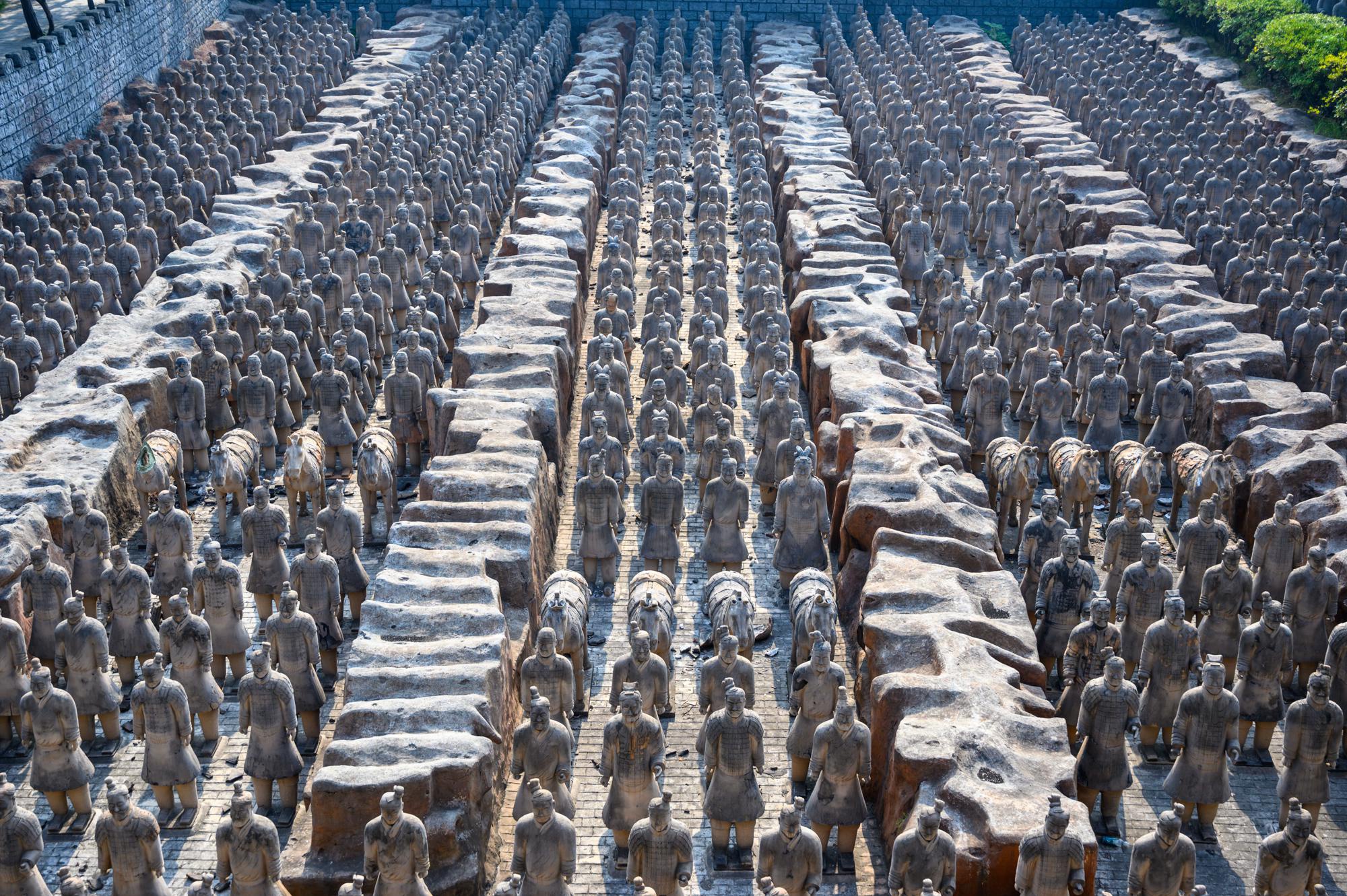 安徽有一个国内最大的"山寨兵马俑",120元门票可近距离观赏