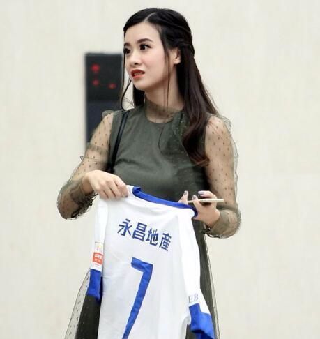 说谁呢?毛剑卿妻子炮轰罗志祥:渣男做出来的事情都一模一样!