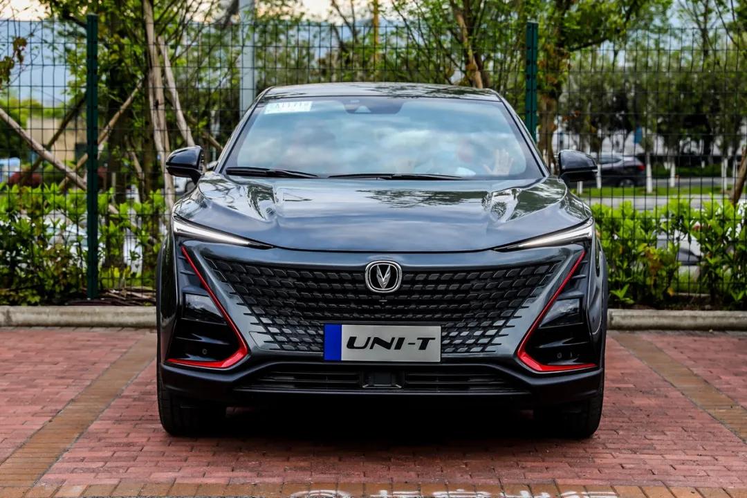 现在的智能网联如此发达,为什么偏偏要选长安uni-t?