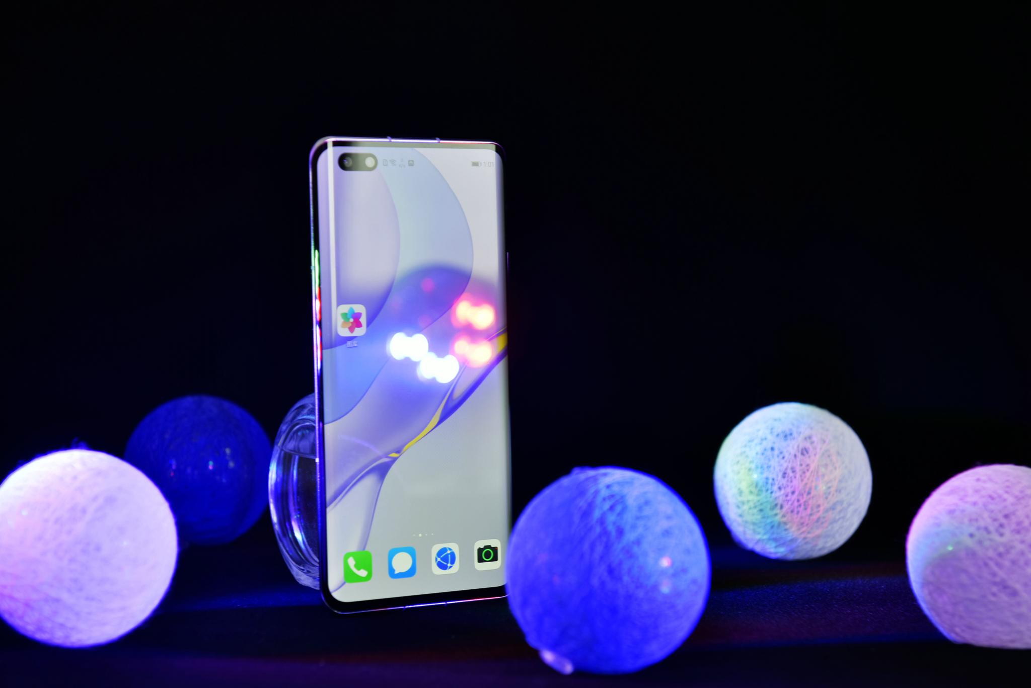 贝加尔湖畔的纯净也不错如此！华为nova7 Pro让时刻享受那份美！