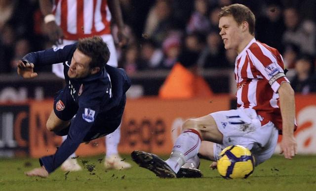 足坛7大断腿球员爱德华多成励志代表西塞被郑智铲废了