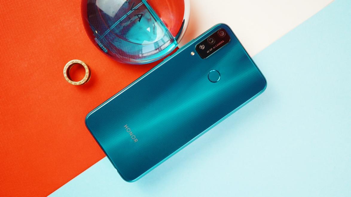 荣耀Play4T深度体验：价格与体验的最优解，荣耀做到了