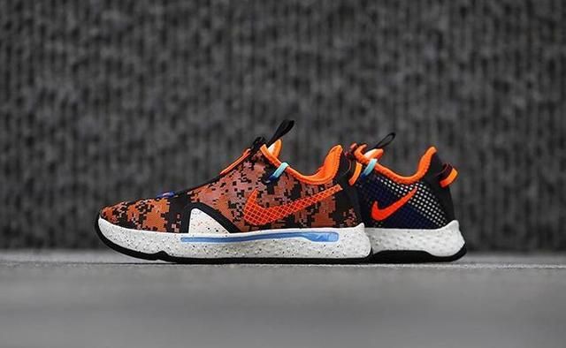 近日,一款全新配色 nike pg4 曝光,数码迷彩装扮颇具看点.
