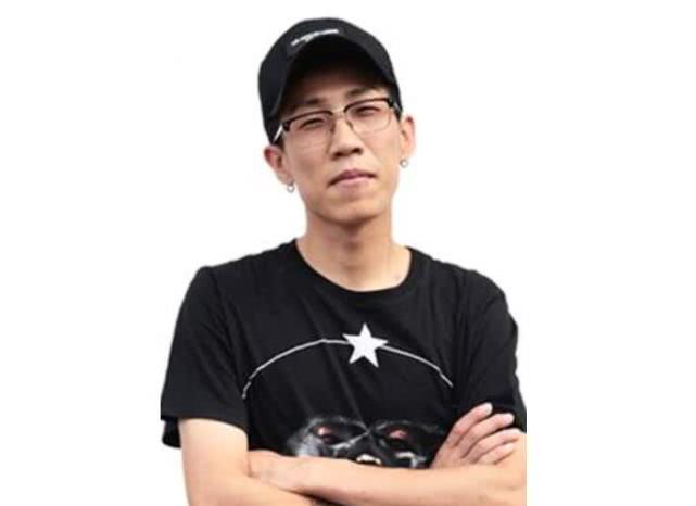 在石250被斗鱼追加赔偿,违约金达4000万,卖辆车就赚回来了