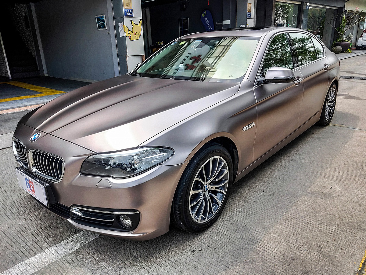 宝马5系车身改色电光战斗灰 rg瑞集改色膜厦门湖里加盟店出品