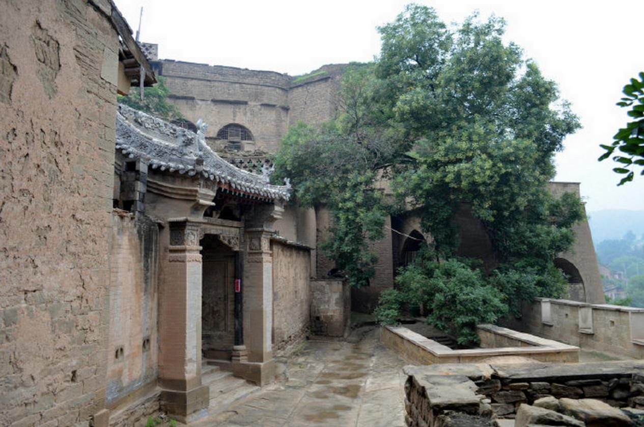 陕北信天游你没见过的城堡式窑洞庄园米脂姜氏庄园