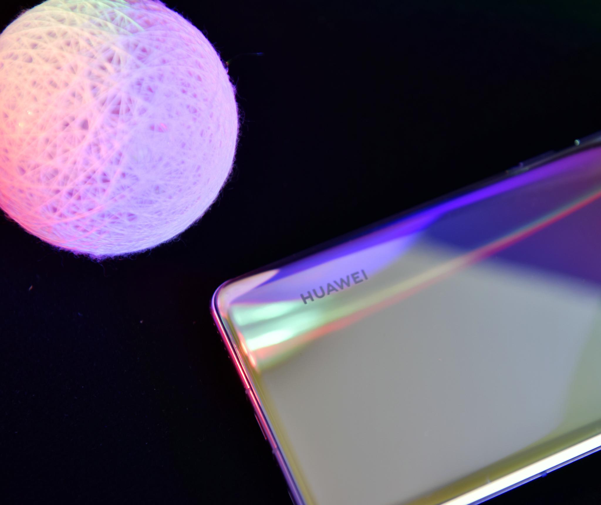 贝加尔湖畔的纯净也不错如此！华为nova7 Pro让时刻享受那份美！