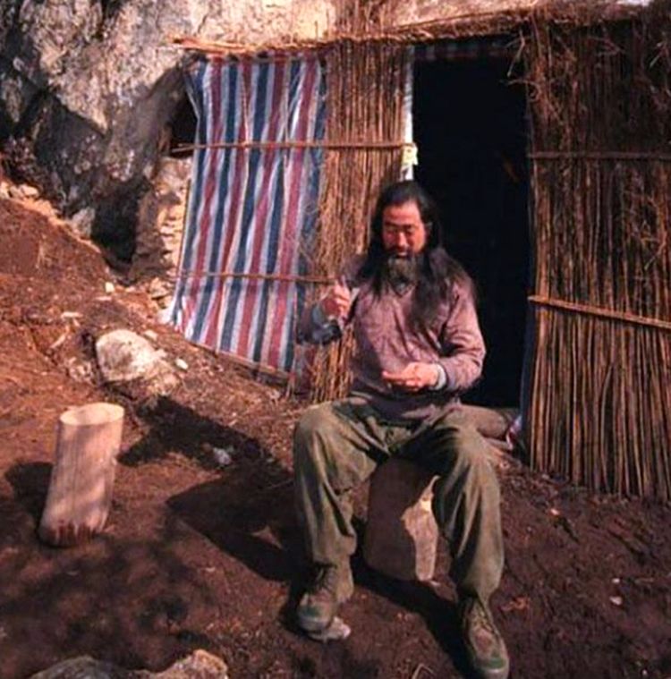 中国一奇人自费寻找野人,3次婚姻破裂不改志向,自称从不后悔!