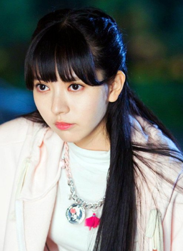 曲光雅"一角也给大家留下了深刻的印象,饰演这个人物角色的是演员雨婷