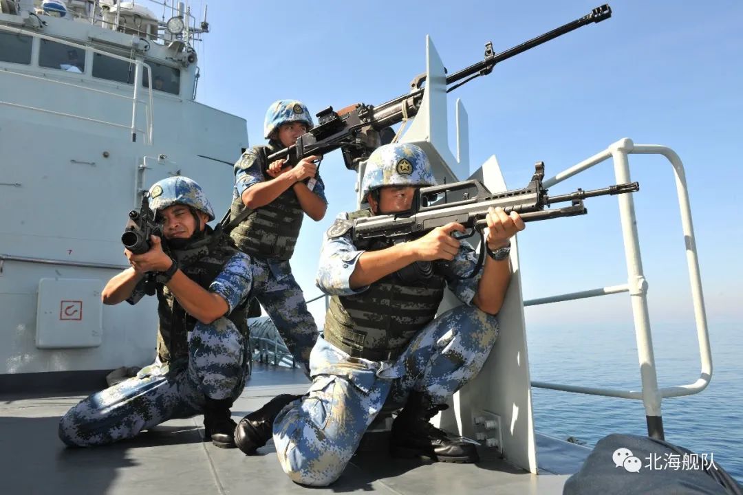 海军节,一起去看看水兵追梦的那些岁月__财经头条