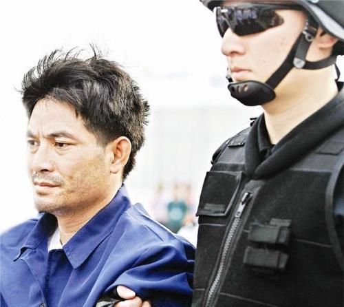 全球最大的三个毒枭来自中国|坤沙|罗星汉|此人_新浪新闻