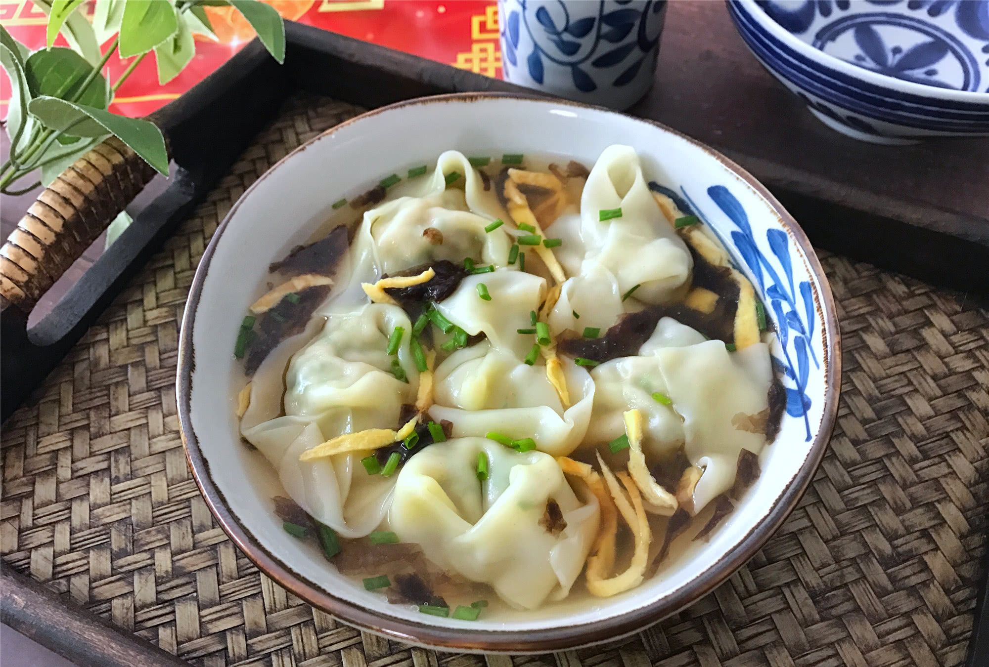 4月这菜是个宝,铁含量是猪肝的3倍,路边到处是|苜蓿|馄饨|铁含量_新浪