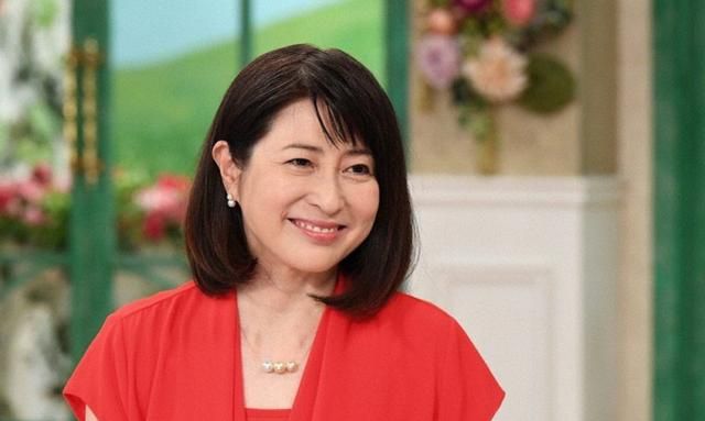 正文  63岁的日本女演员冈江久美子于23日在医院因新冠肺炎去世,24日