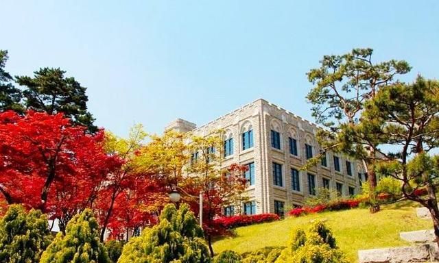 亚洲综合性大学,清华大学和首尔大学