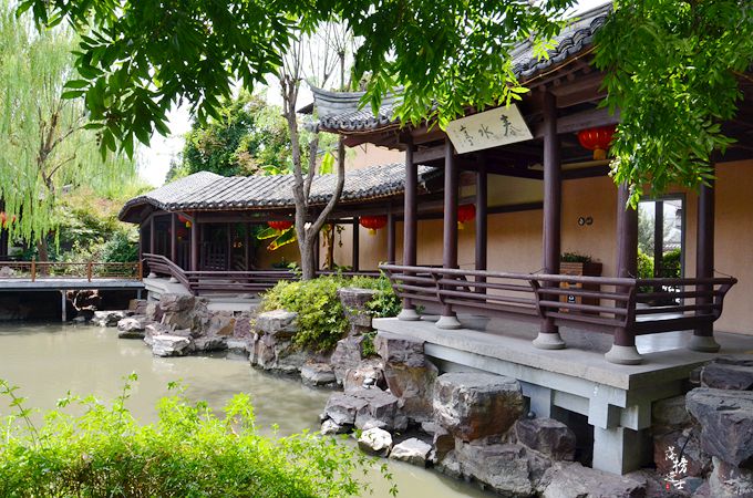 浙江绍兴有一座保存至今的宋式园林,是国家5a景区,充满了浪漫