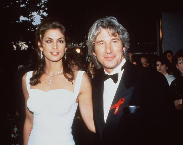 70岁知名男星与小33岁娇妻喜获二胎,两年抱俩进展神速|理查·基尔|亚