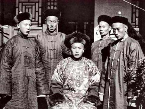 晚清历史老照片，还原真实的清朝王爷|爱新觉罗|溥仪|和硕|专使|顺风_新浪新闻