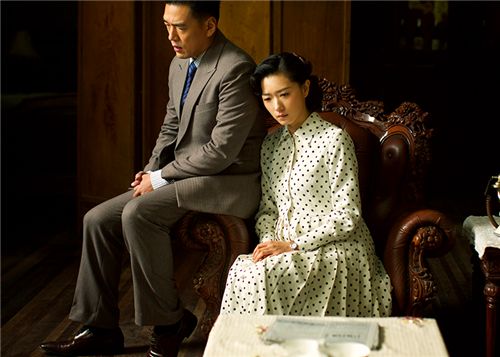 他是清华才子,却一生穷苦,妻子加班幼子因挨饿夭折,他羞愧自尽|朱湘