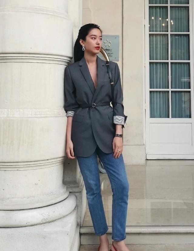 杨采钰优雅气质西装风,攻气十足,太诱人