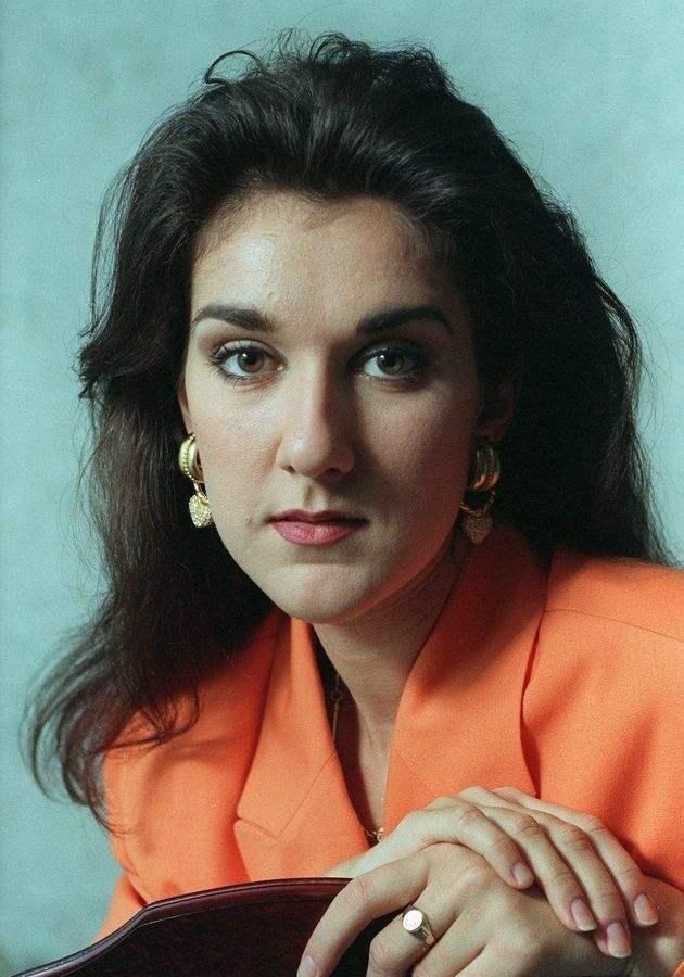 他抵押家产捧她她退圈照顾患癌的他