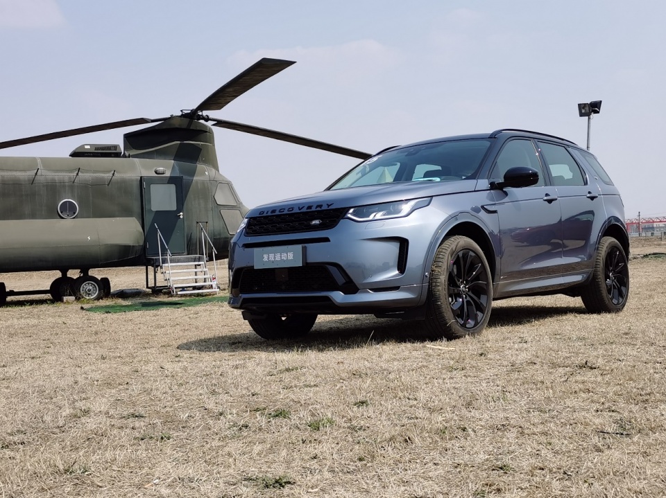 试驾路虎发现运动版,易驾驭的豪华硬派全地形suv-新浪汽车