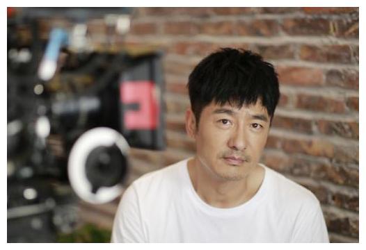 临沂农村出来的男星郭晓东,处处自卑考北影,最终被白富美倒追