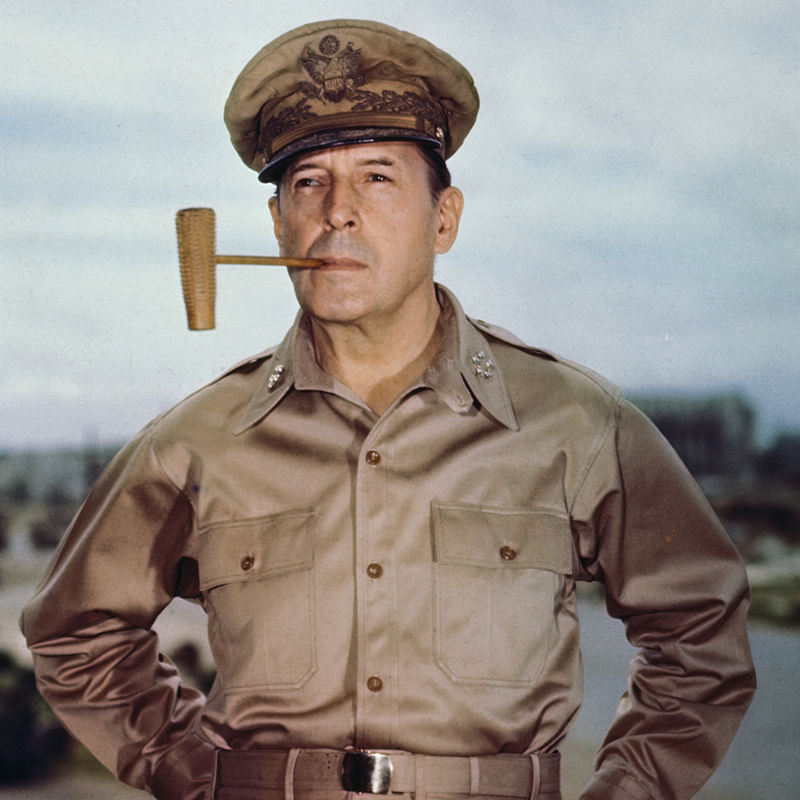 百年前麦克阿瑟断言:中俄不是威胁,此国最可怕,37年后果然应验