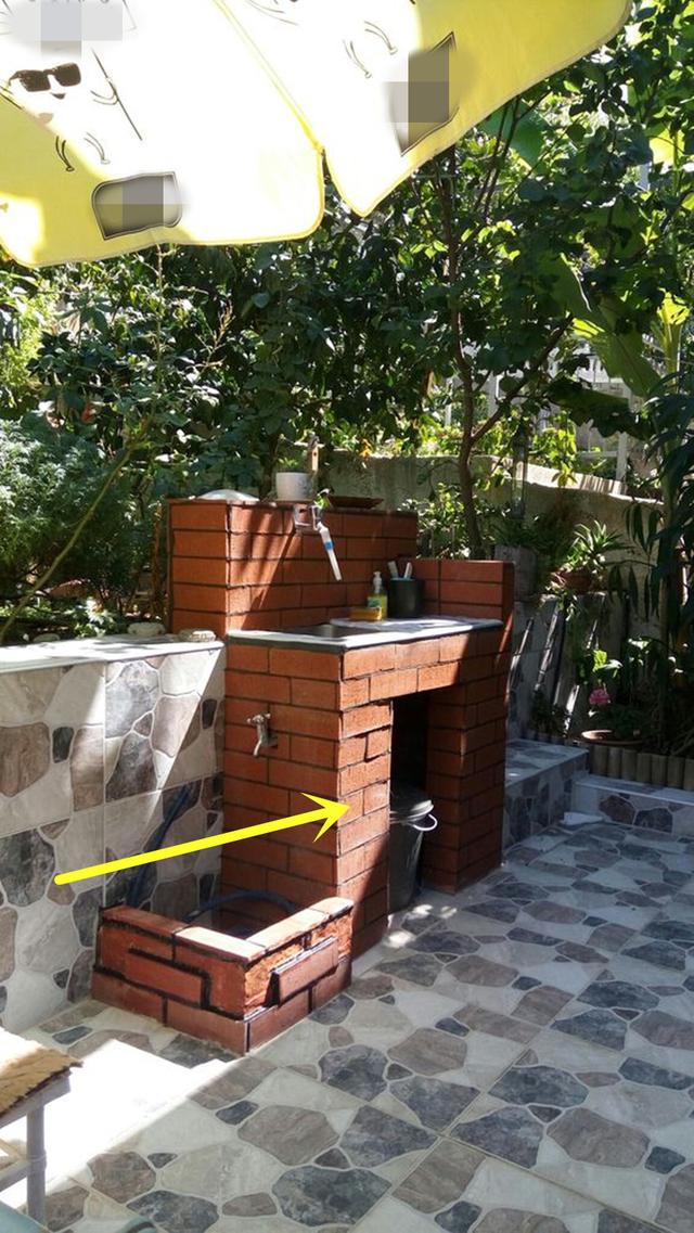 老公手艺还是这么好用50块红砖在院子里砌个洗手池一分钱没花