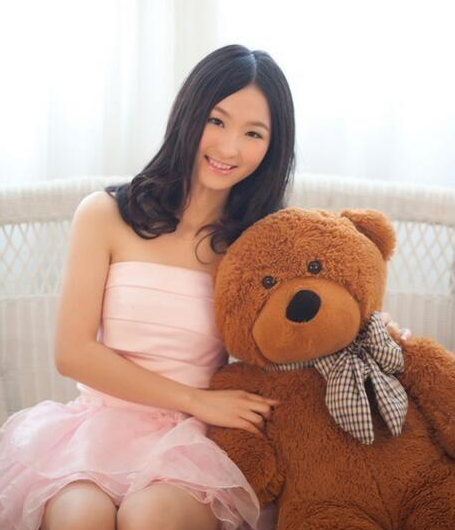 台湾女模特黄馨仪自爆要不是姜智英早就和陈嘉俊在壹起