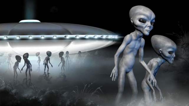 太阳边缘出现外星巨型飞船,或为采集能源而来,外星文明出现了?