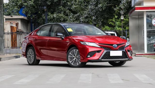 5款热门合资中型车降价大汇总，迈腾优惠近2万，君威狂甩近4万！