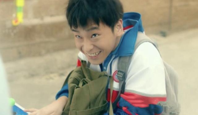 彭昱畅的童年往事:友情太坑,亲情太严,初恋太迷幻