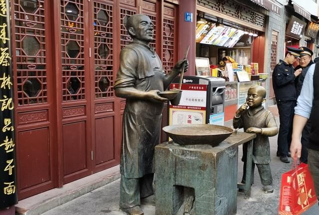 五一快到了,迎接的却是武汉户部巷全面封街,那还可以去哪里呢
